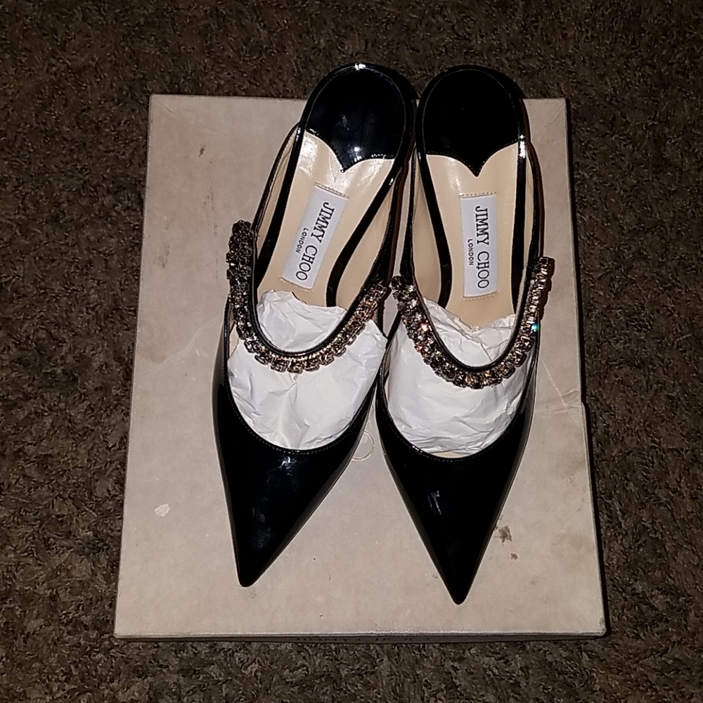 Jimmy choo being 100 black